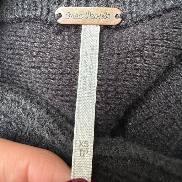 Free People Cowl Neck Sleeveless Sweater Mini Dress Black XS Knit Fall Winter - Picture 4 of 7